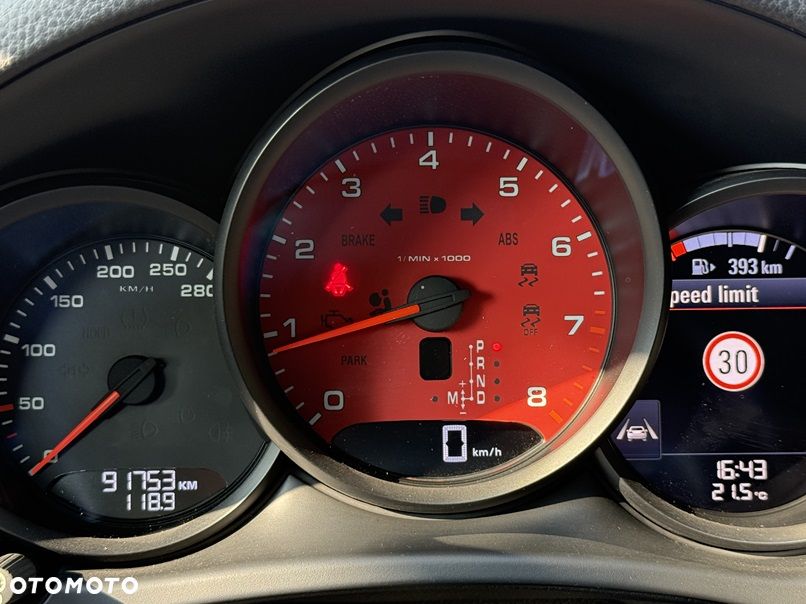 Porsche Macan - 20