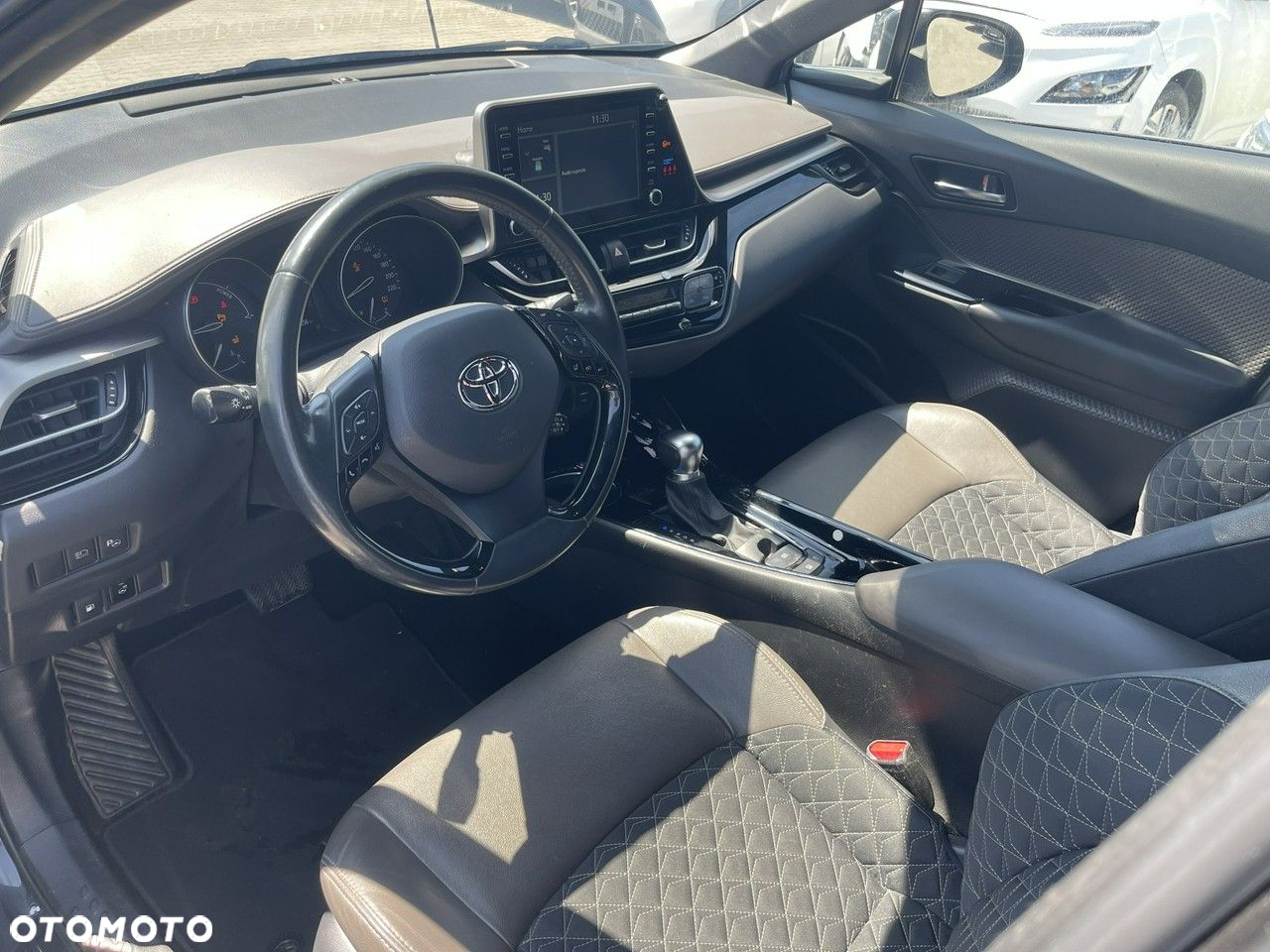 Toyota C-HR 1.8 Hybrid Comfort - 6