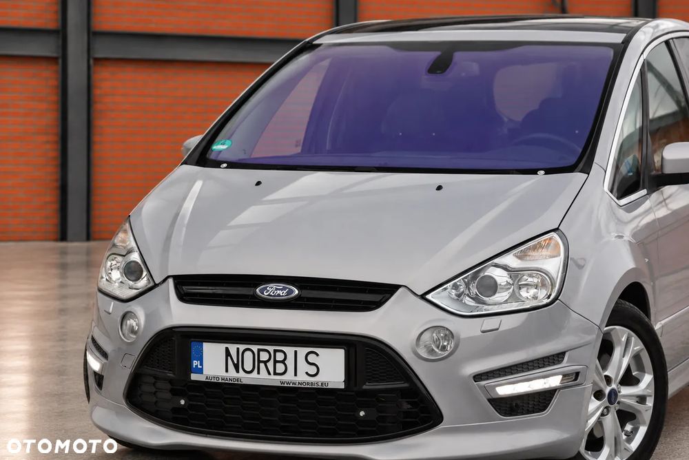 Ford S-Max - 12