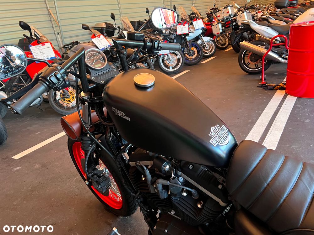 Harley-Davidson Sportster Iron 883 - 5