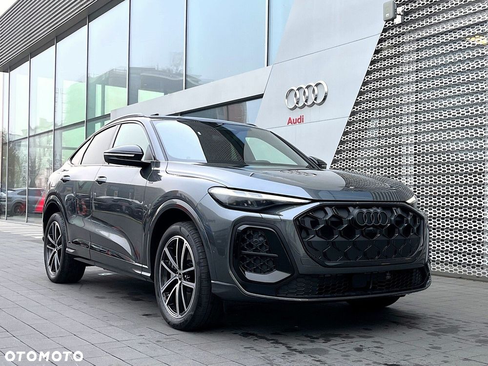 Audi Q5 Sportback - 25