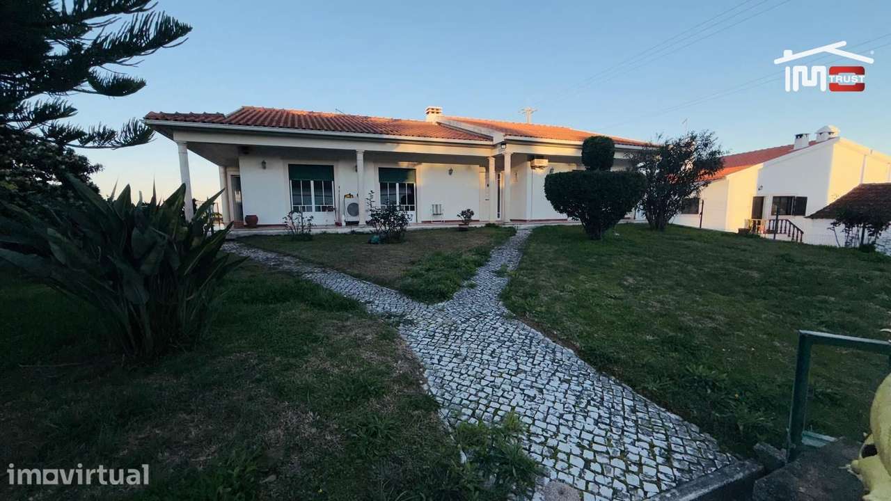 Negócio de Alto Potencial: Moradias T3 + T4 em Terreno de 13.000 m²... - Grande imagem: 2/39