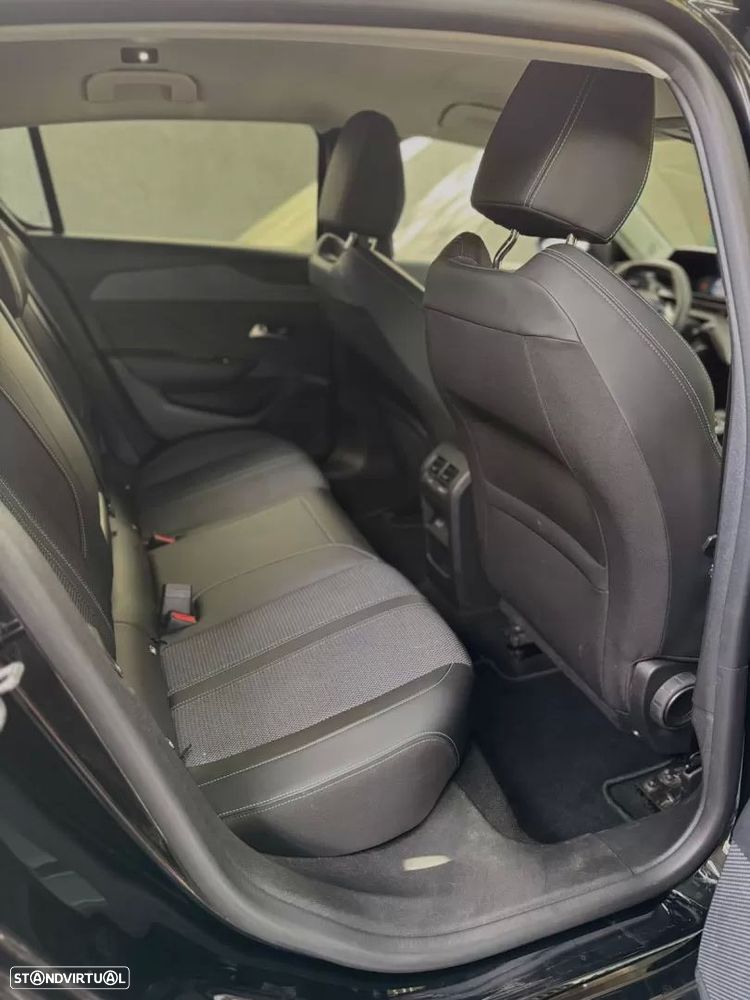 Peugeot 308 1.6 Hybrid Allure Pack e-EAT8 - 9