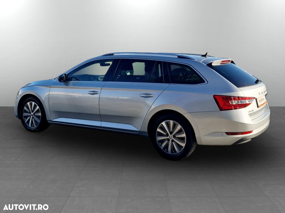 Skoda Superb 2.0 TDI DSG Ambition - 3