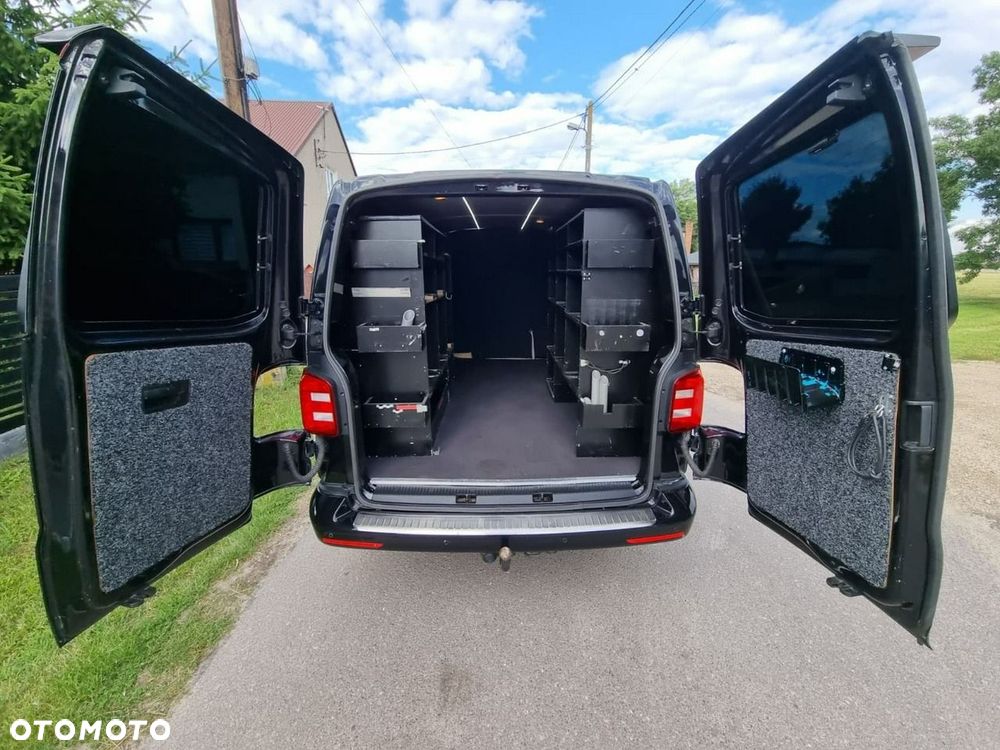 Volkswagen Transporter - 23
