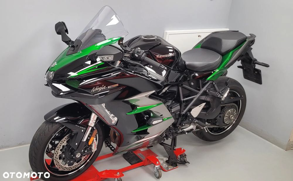 Kawasaki Ninja H2 SX - 1