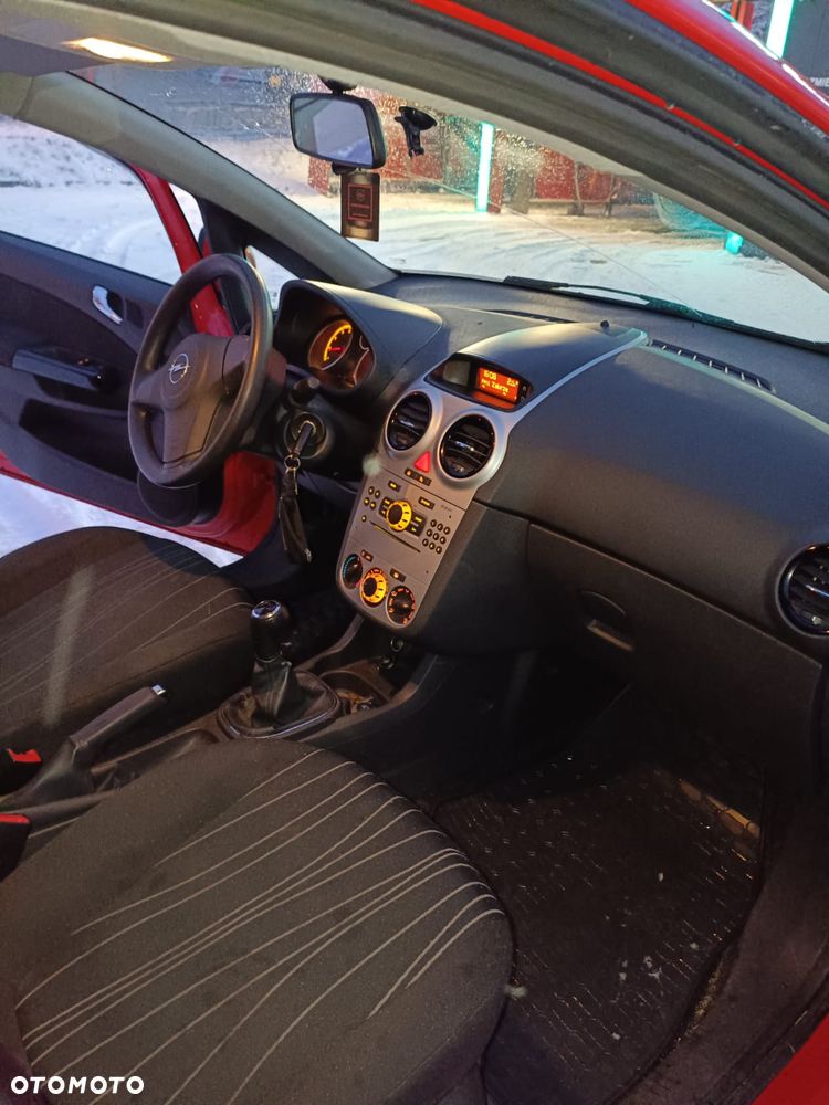 Opel Corsa 1.4 16V Enjoy - 3