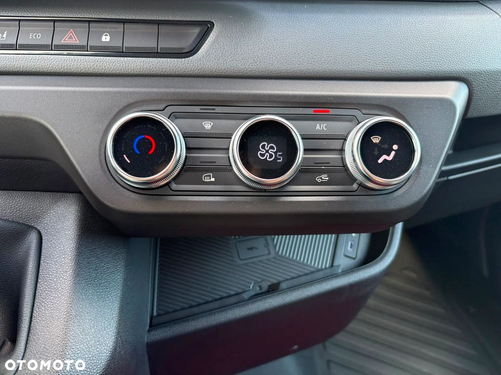 Renault nowy Master kontener izotermiczny 8 EP - 19