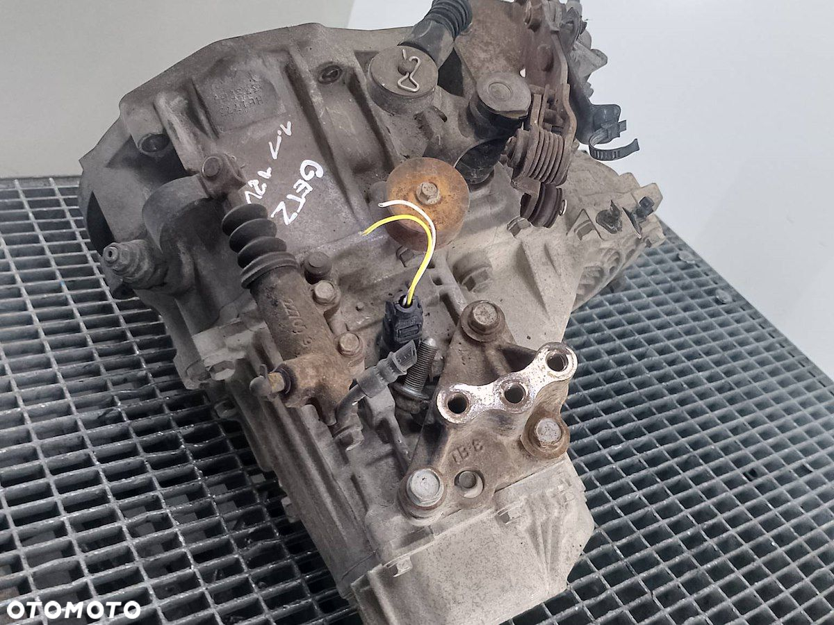 SKRZYNIA BIEGÓW MANUALNA HYUNDAI GETZ H81773 1.1 12V - 2