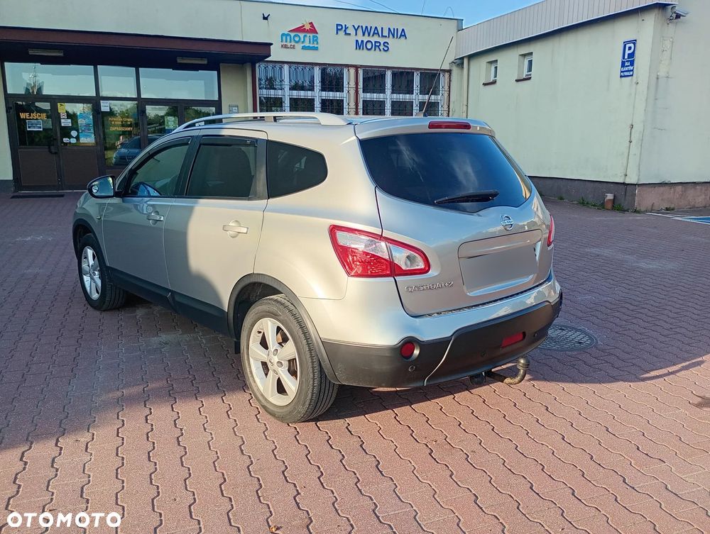 Nissan Qashqai+2 - 6