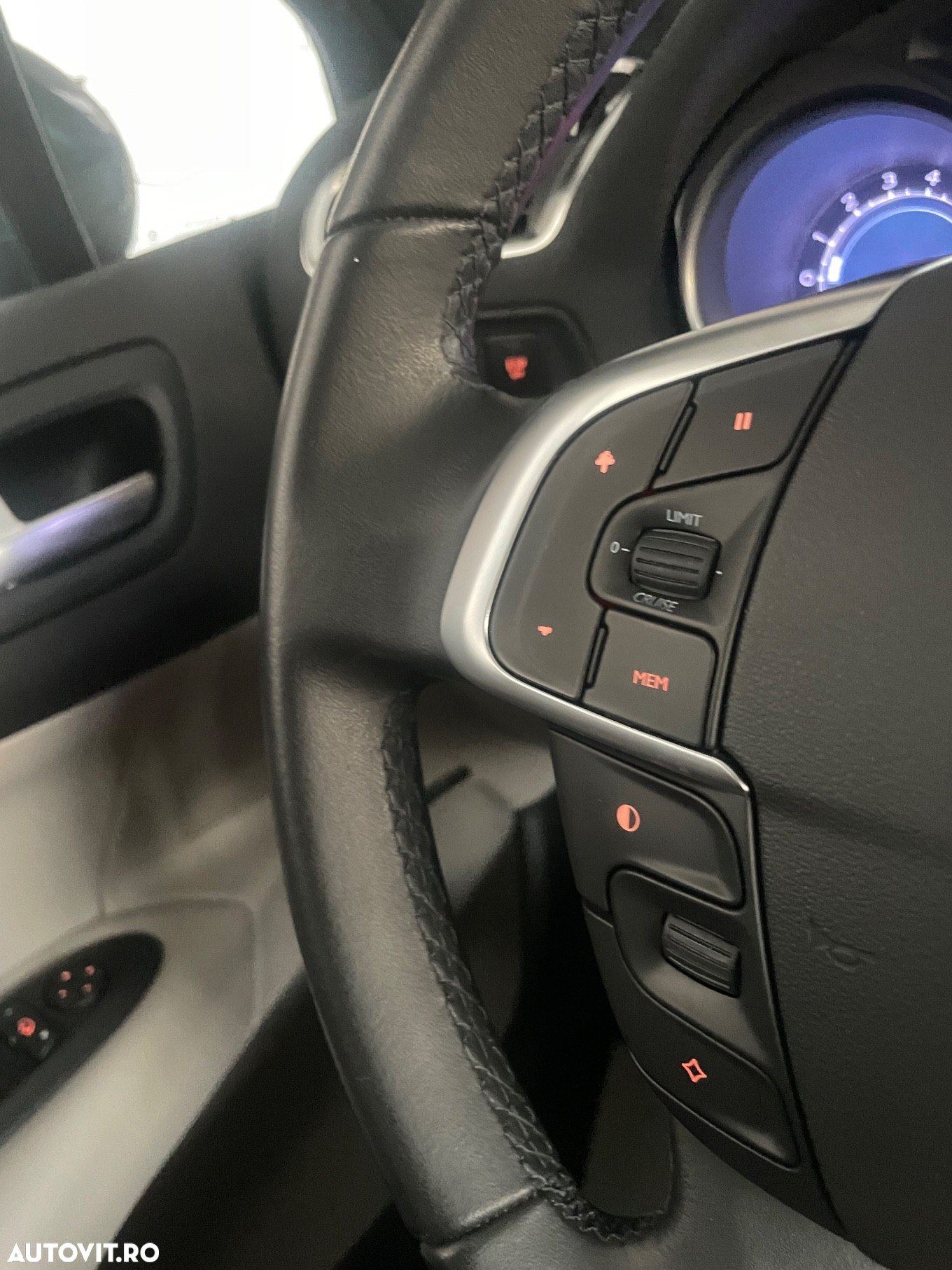 Citroën C4 1.6 VTi BVM Seduction - 20