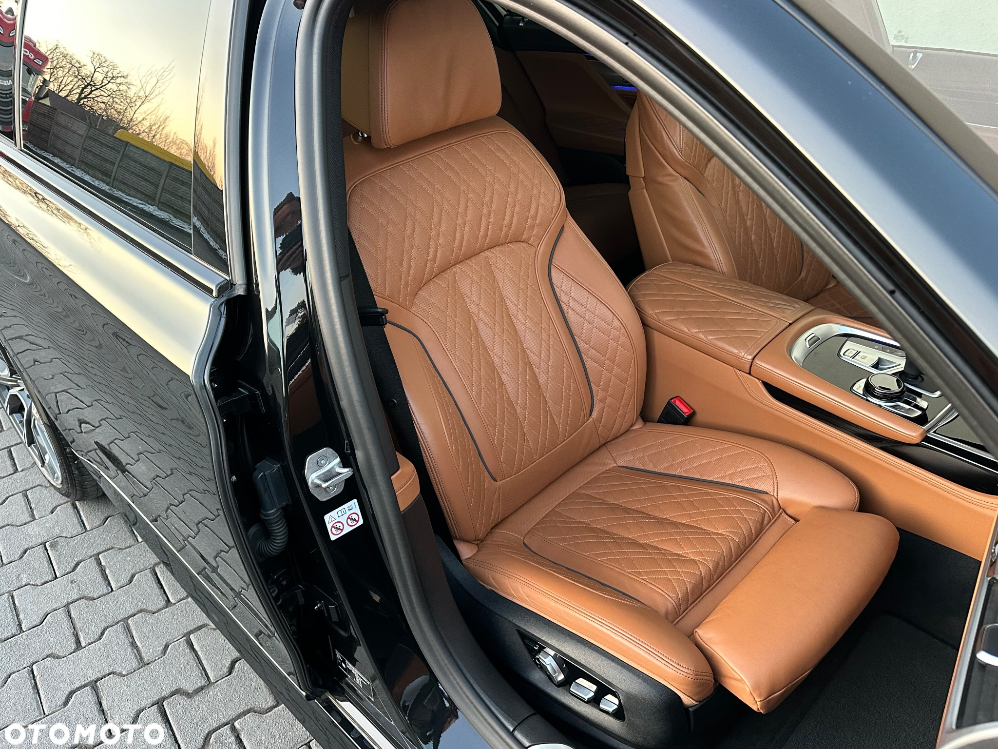 BMW Seria 7 740Ld xDrive sport - 22