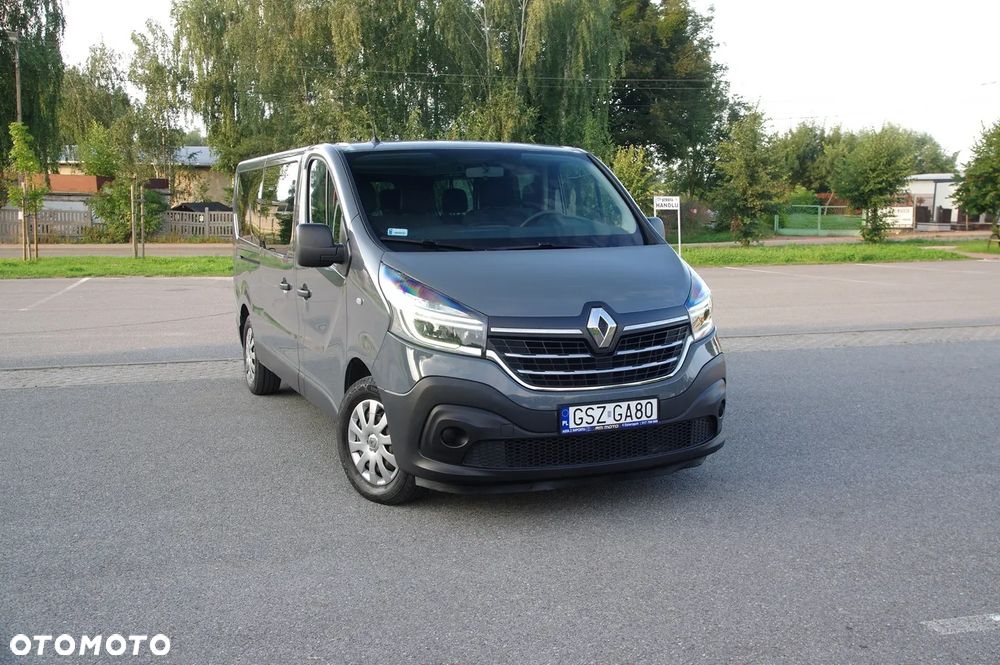 Renault Trafic Grand SpaceClass 2.0 dCi - 18