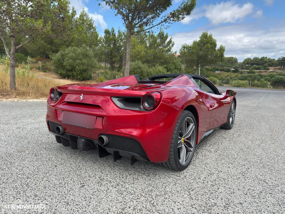 Ferrari 488 Spider - 7