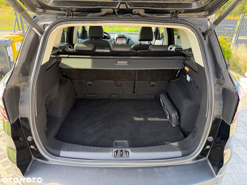 Ford Kuga 2.0 TDCi 4x4 Titanium - 16