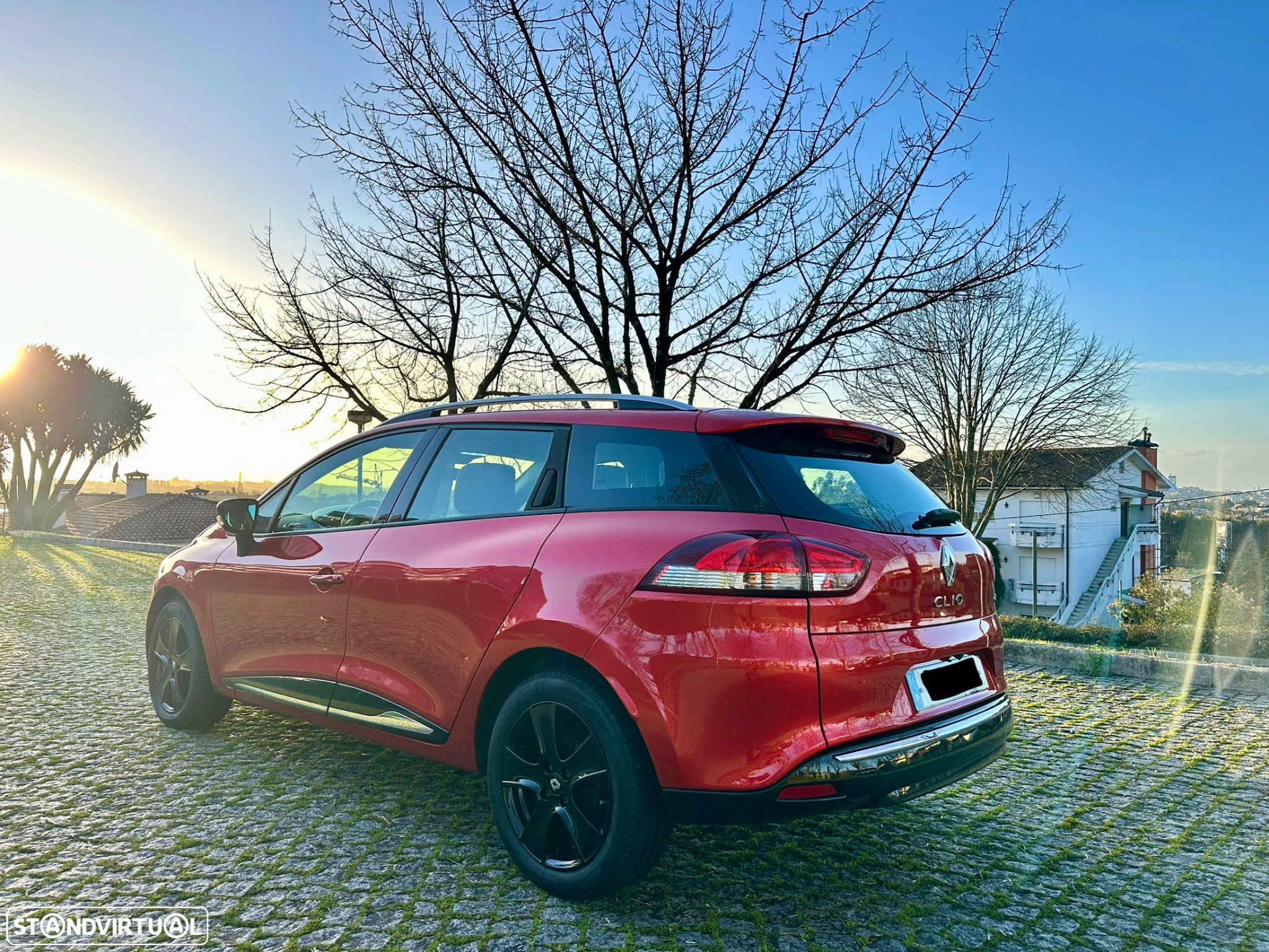 Renault Clio Sport Tourer 1.5 dCi Dynamique S - 4