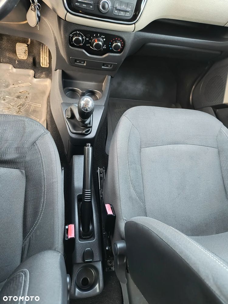 Dacia Lodgy 1.6 Laureate - 20
