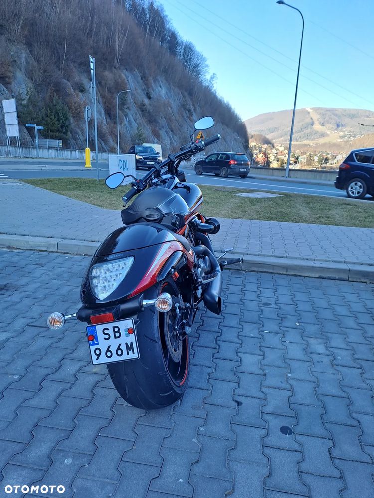 Suzuki Boulevard - 13