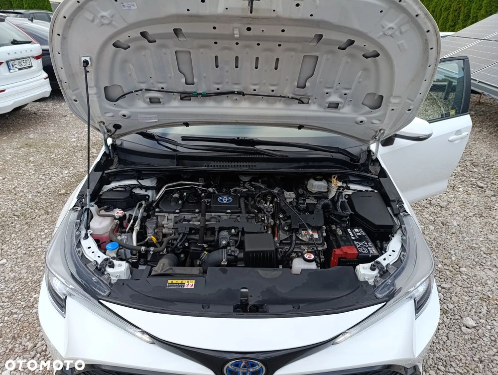Toyota Corolla 1.8 Hybrid Comfort - 22