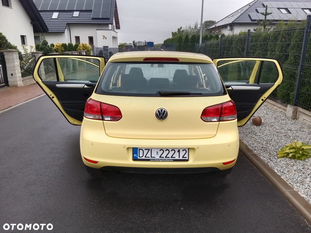 Volkswagen Golf VI 1.6 TDI Trendline - 11