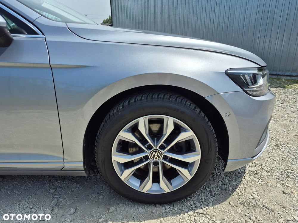 Volkswagen Passat 1.5 TSI EVO Business DSG - 32