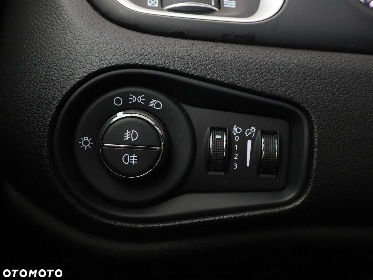 Jeep Renegade 1.3 T-GDI Longitude - 31