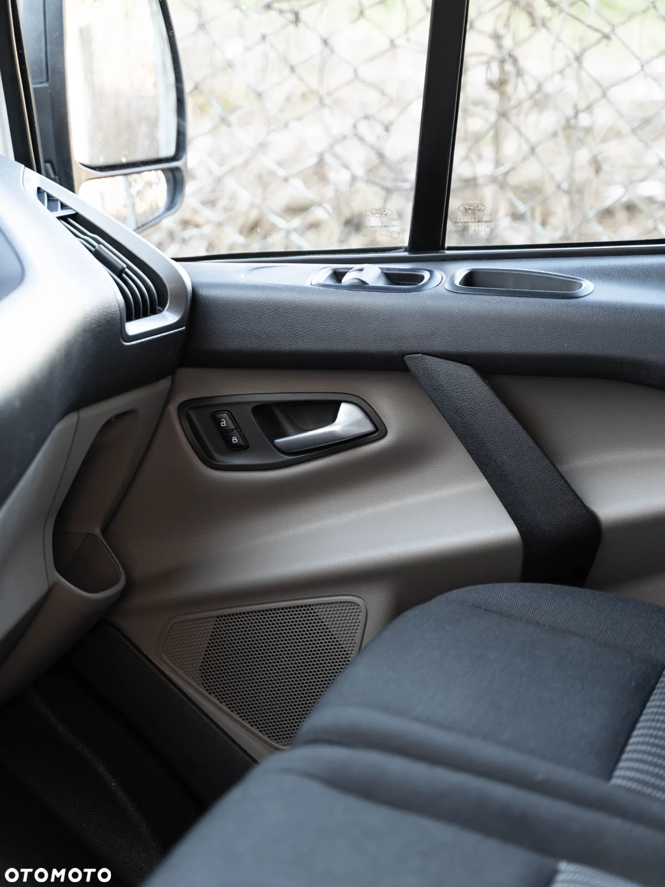 Ford Transit Custom 290 L2H1 Ambiente - 32