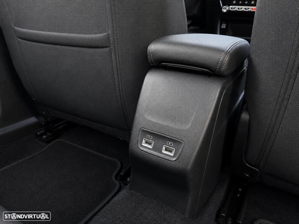 Peugeot e-2008 54 kWh Style - 35