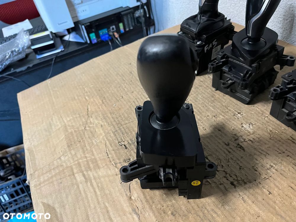GAŁKA ZMIANY BIEGÓW BMW G11 G12 7947687 - 4