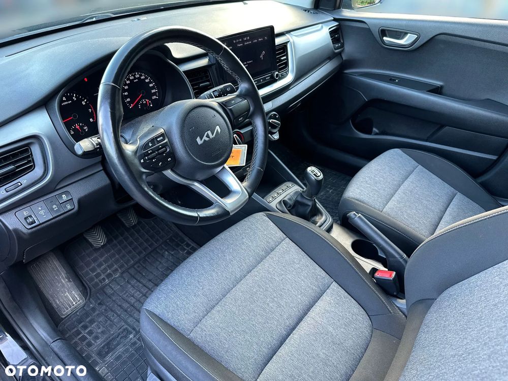 Kia Stonic - 10