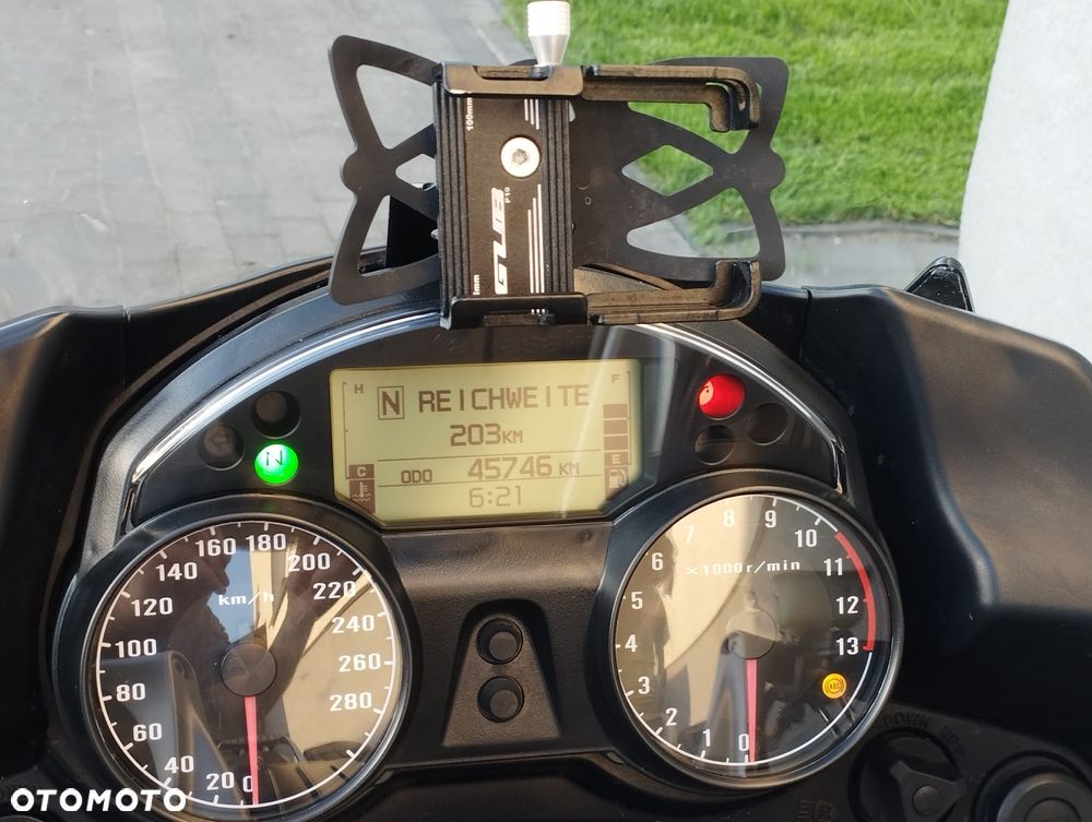 Kawasaki GTR - 11
