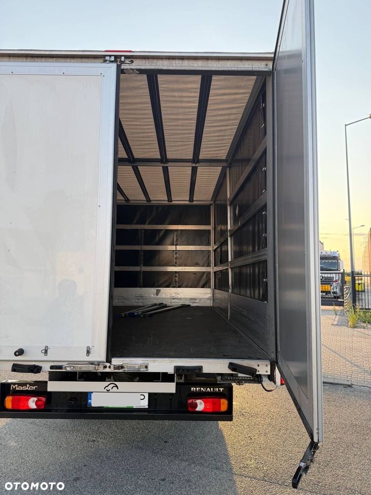 Renault Master - 9