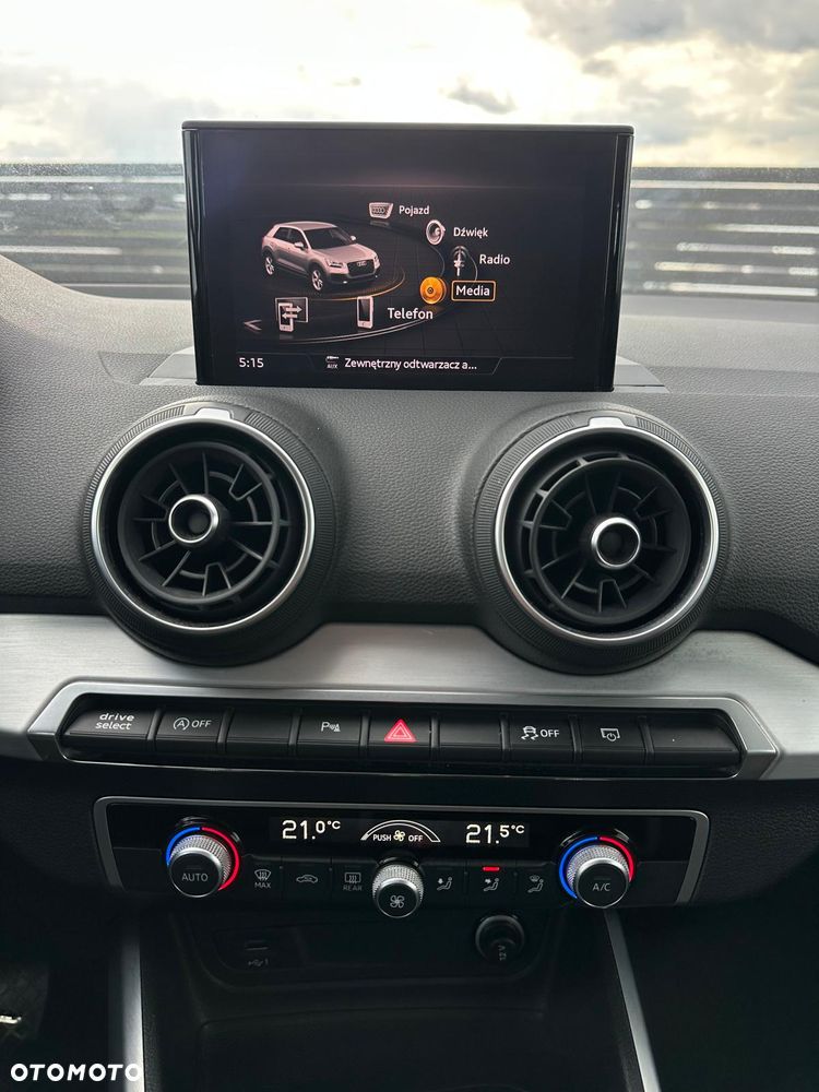 Audi Q2 30 TDI S tronic sport - 11