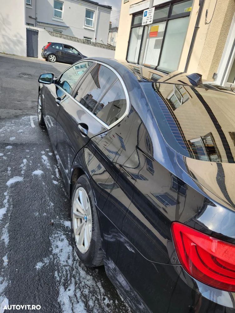 BMW Seria 5 520d Touring - 6