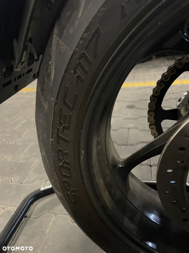 Triumph Trident - 10