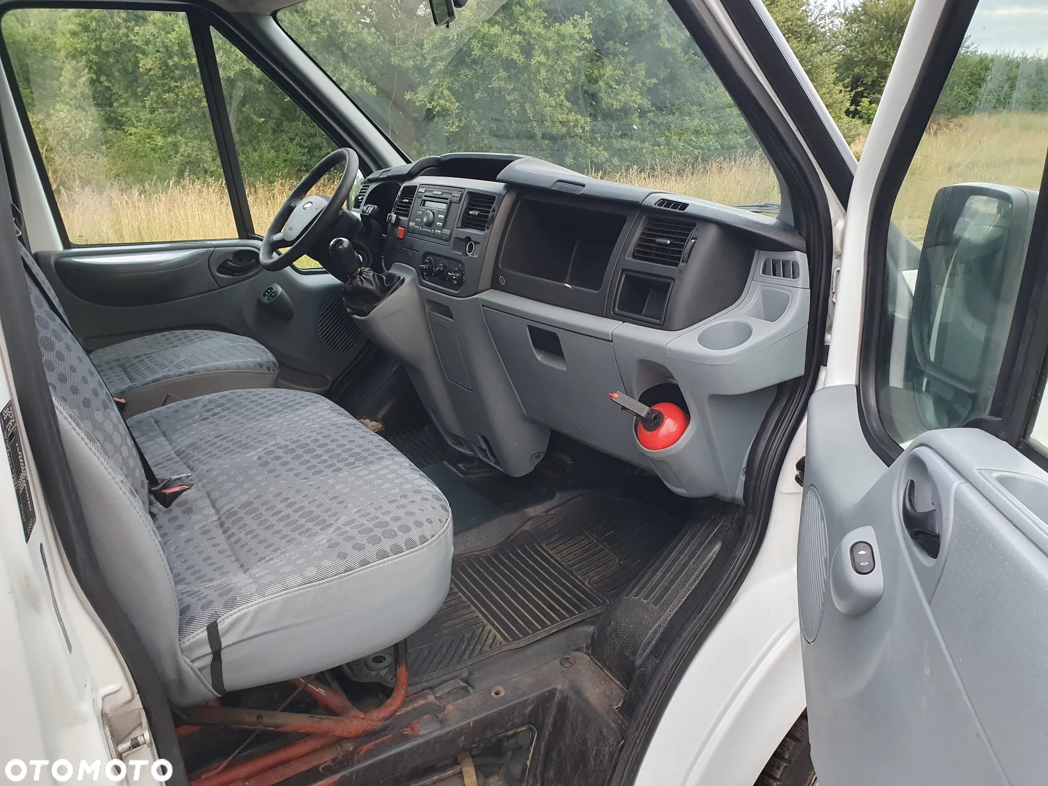 Ford Transit - 12