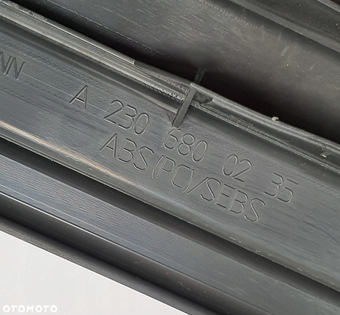 LISTWA NAKŁADKA PROGU PRAWY PRZÓD MERCEDES SL R230 - 6