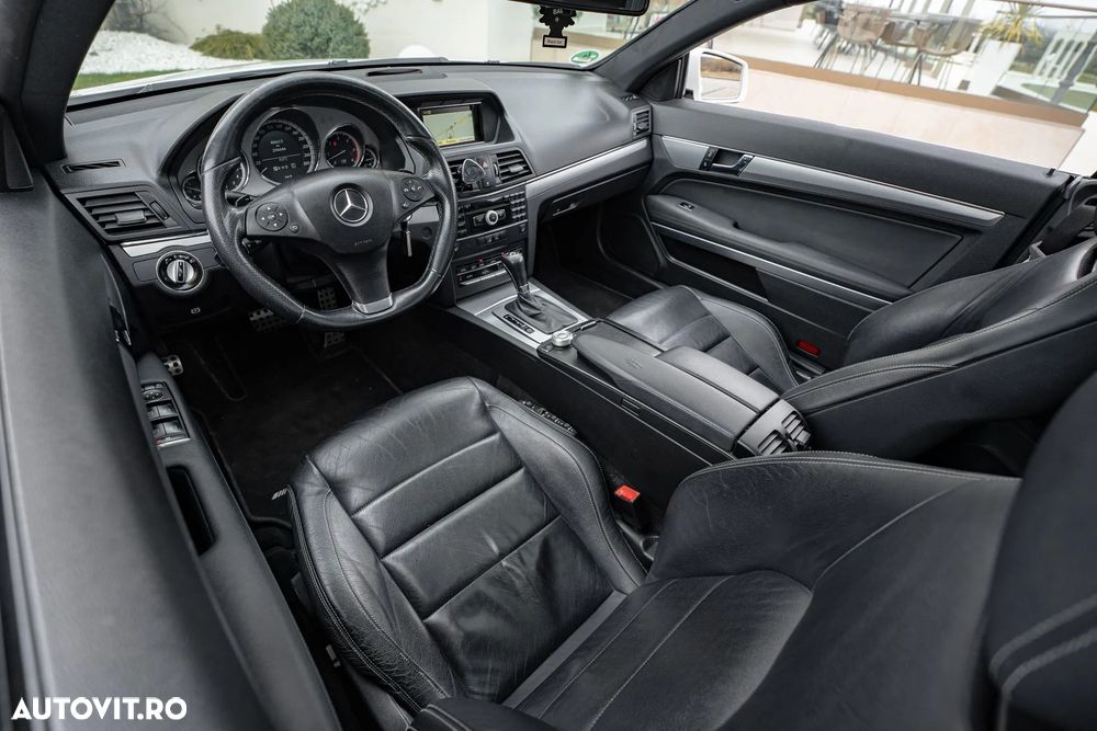Mercedes-Benz E - 26