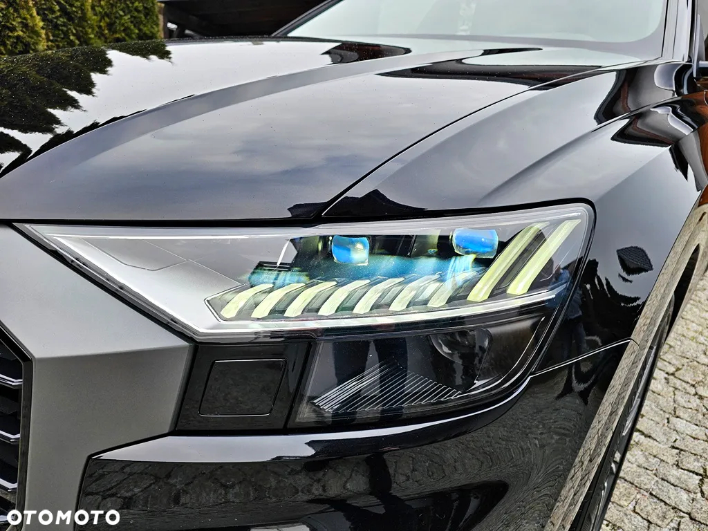 Audi Q8 - 9