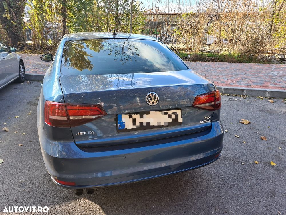 Volkswagen Jetta 2.0 TDI Comfortline - 5