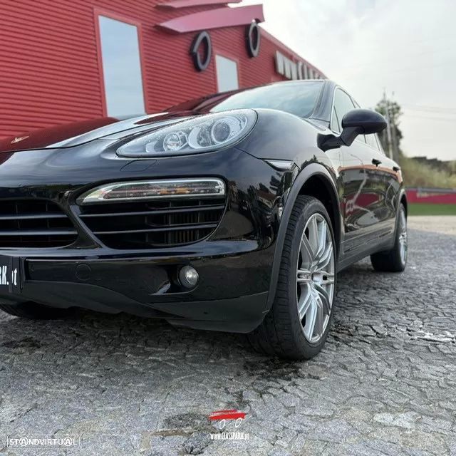 Porsche Cayenne Platinum Edition - 2