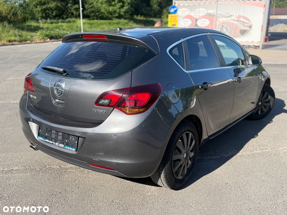 Opel Astra 1.4 Turbo Cosmo - 3