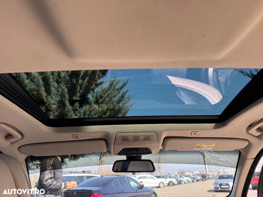 BMW Seria 5 520d Aut. Luxury Line - 12