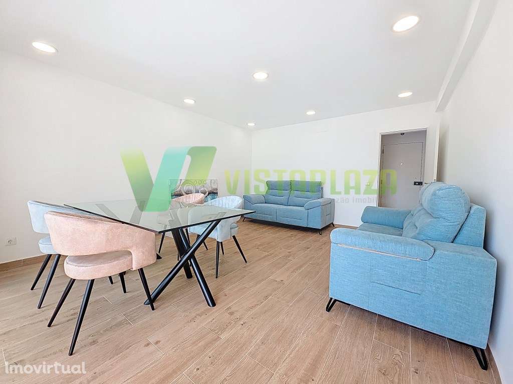 Apartamento na Praia da Rocha com Vista Mar - Oportunidade Imperdível - Grande imagem: 2/24