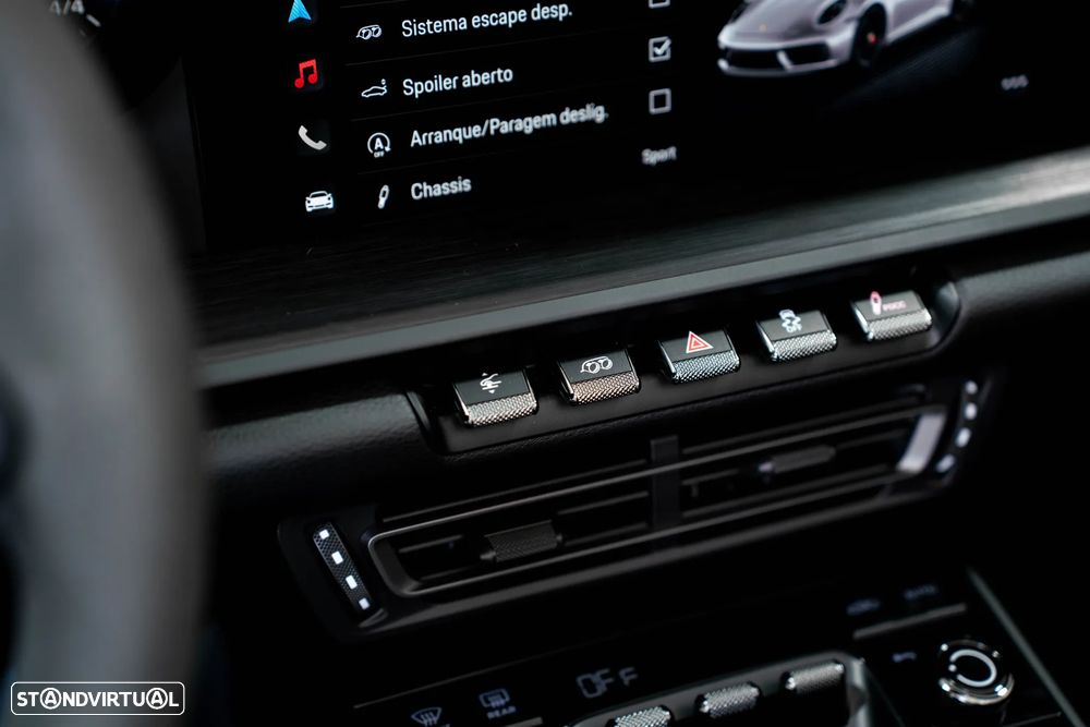 Porsche 911 (992) Carrera 4 GTS PDK - 39