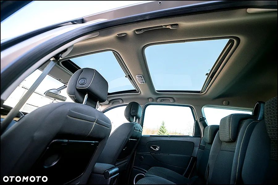 Renault Grand Scenic - 8