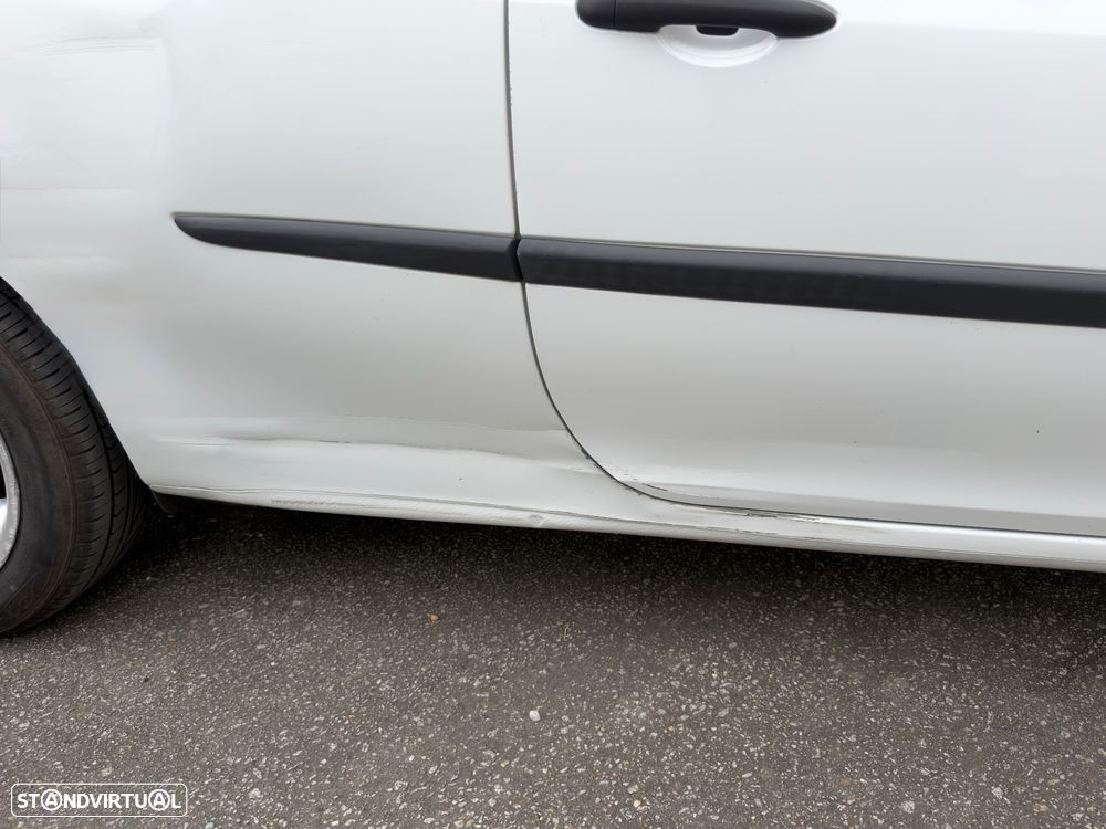 Renault Clio 1.5 dCi Confort - 4