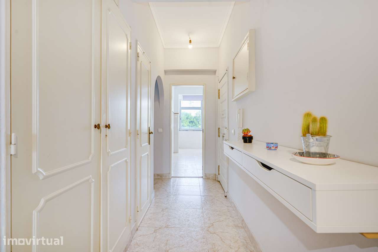APARTAMENTO T2 | 85 M² DE ÁREA TOTAL | 1.º ANDAR | PÓVOA DE SANTA IRIA - Grande imagem: 3/30