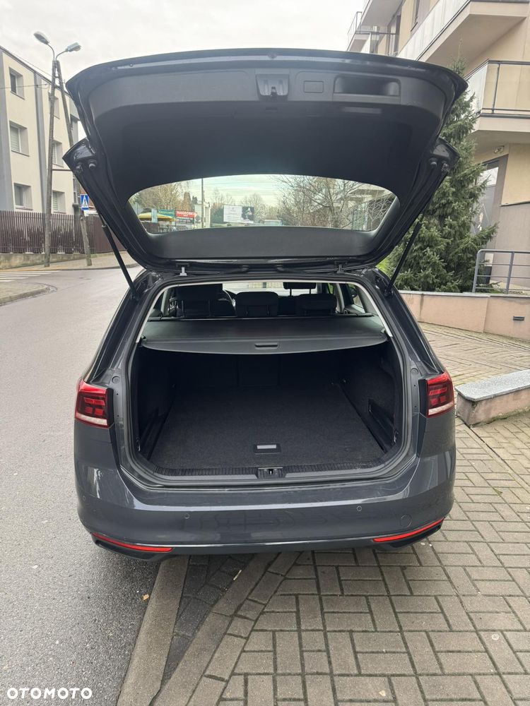 Volkswagen Passat 2.0 TDI SCR DSG Business - 10
