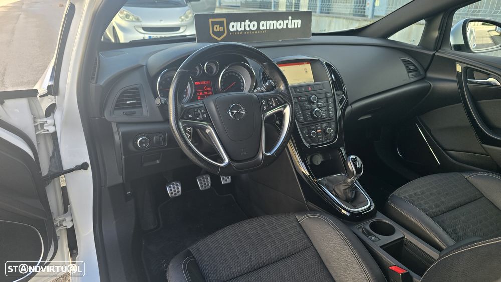 Opel Astra GTC 1.6 T S/S J20 - 13